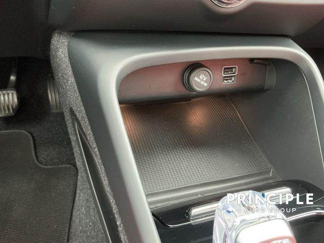 used 2021 Volvo XC40 car, priced at $29,962