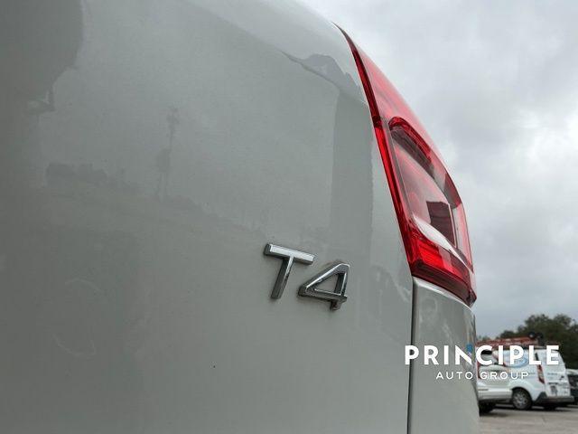 used 2021 Volvo XC40 car, priced at $29,962