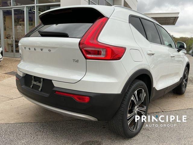 used 2021 Volvo XC40 car, priced at $29,962