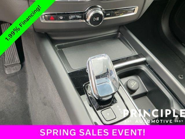 new 2026 Volvo XC60 car, priced at $58,105