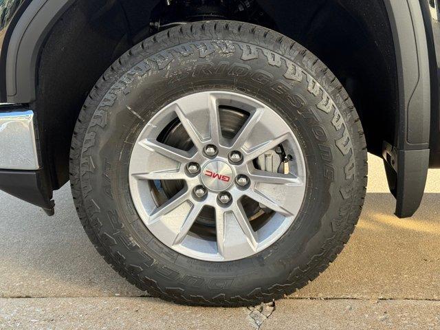 new 2026 GMC Sierra 1500 car, priced at $42,457
