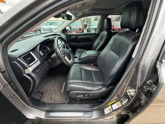 used 2018 Toyota Highlander car, priced at $21,750