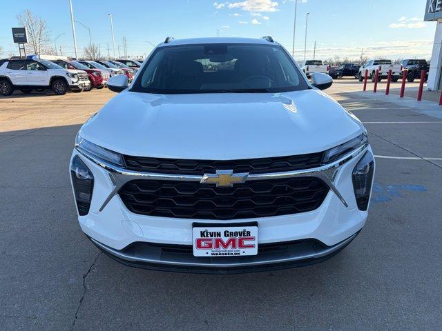 used 2025 Chevrolet Trax car, priced at $24,475