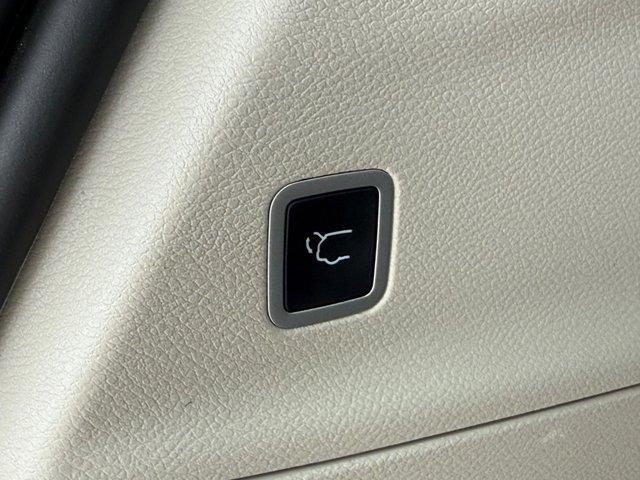 used 2024 Chrysler Pacifica car, priced at $31,950