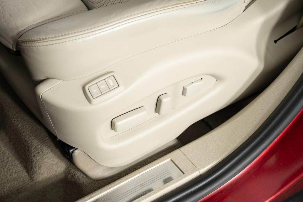 used 2013 Cadillac SRX car, priced at $6,995