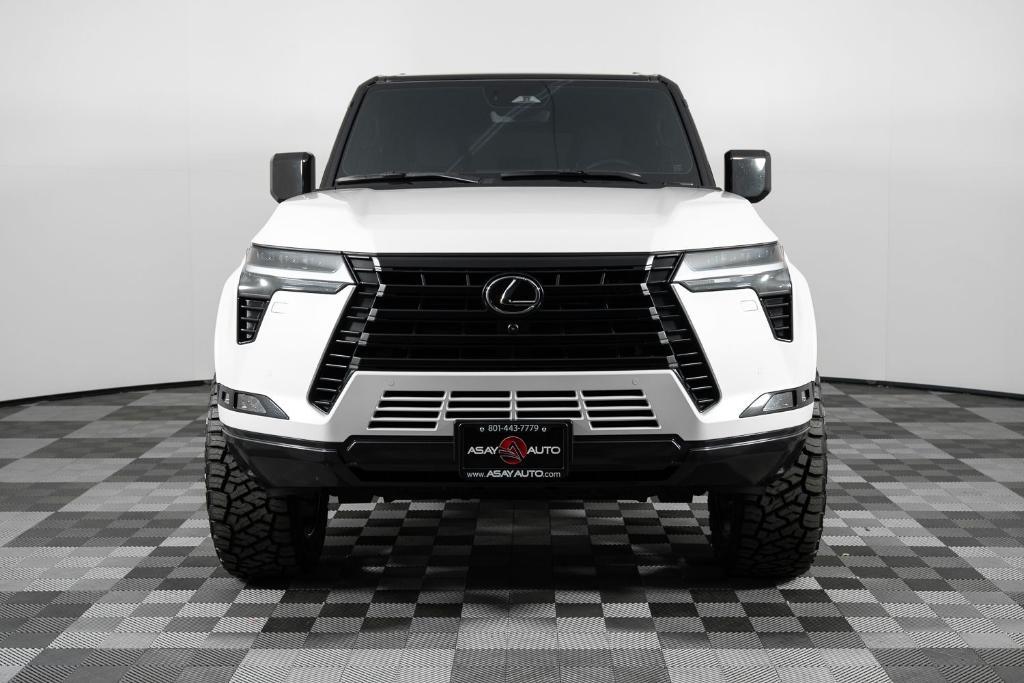 used 2025 Lexus GX 550 car, priced at $102,495