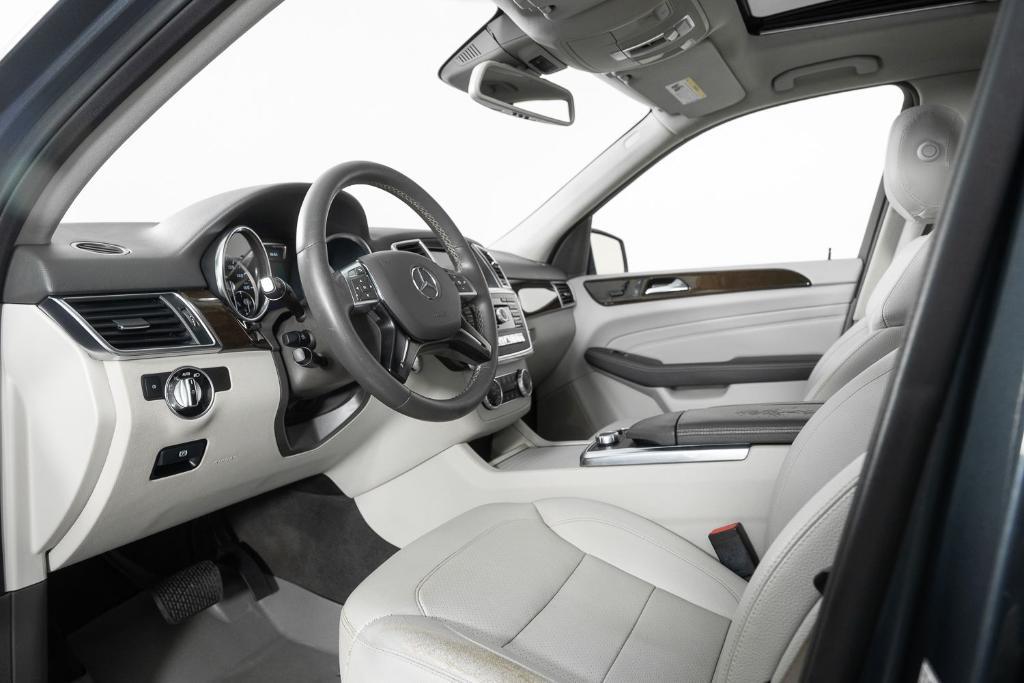 used 2015 Mercedes-Benz M-Class car, priced at $10,495