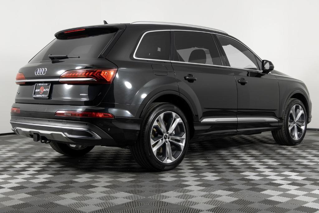 used 2022 Audi Q7 car, priced at $29,995