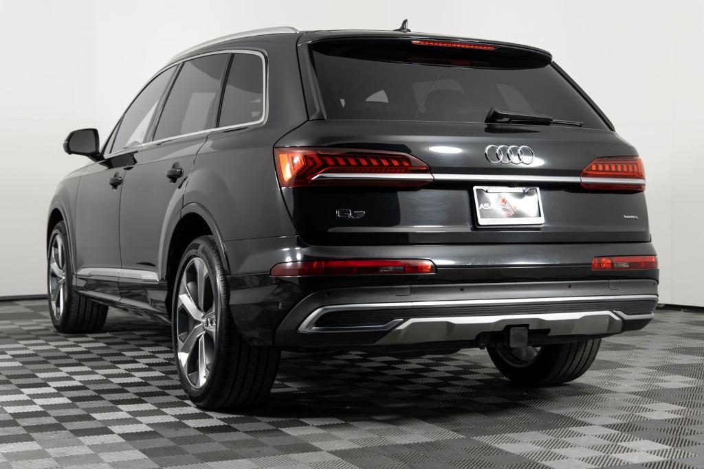used 2022 Audi Q7 car, priced at $29,995