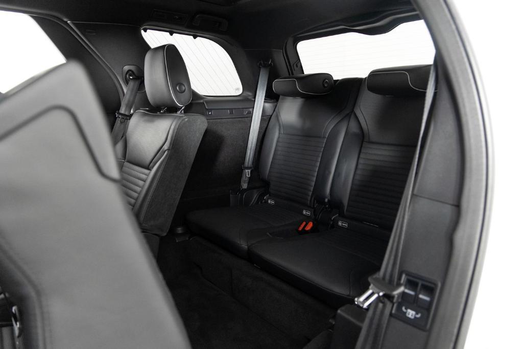 used 2017 Land Rover Discovery car, priced at $13,995