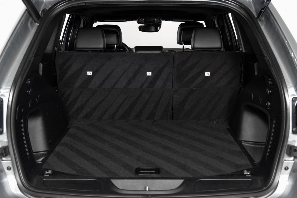 used 2021 Jeep Grand Cherokee car, priced at $21,995