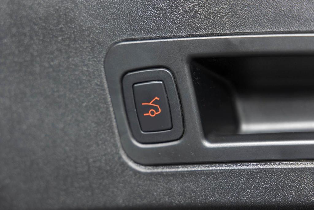 used 2020 Tesla Model S car, priced at $31,495