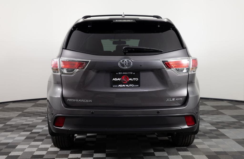 used 2015 Toyota Highlander car, priced at $14,995