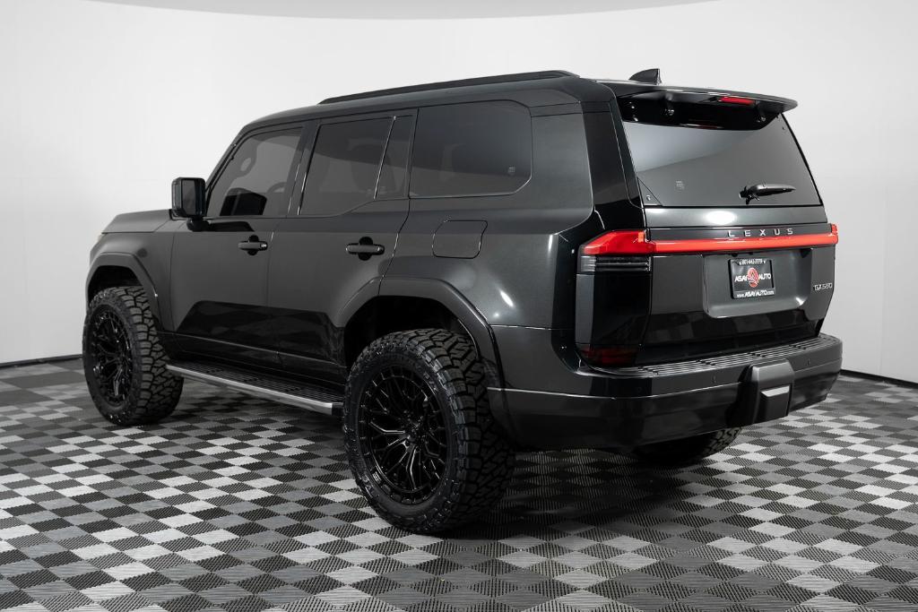 used 2025 Lexus GX 550 car, priced at $99,995