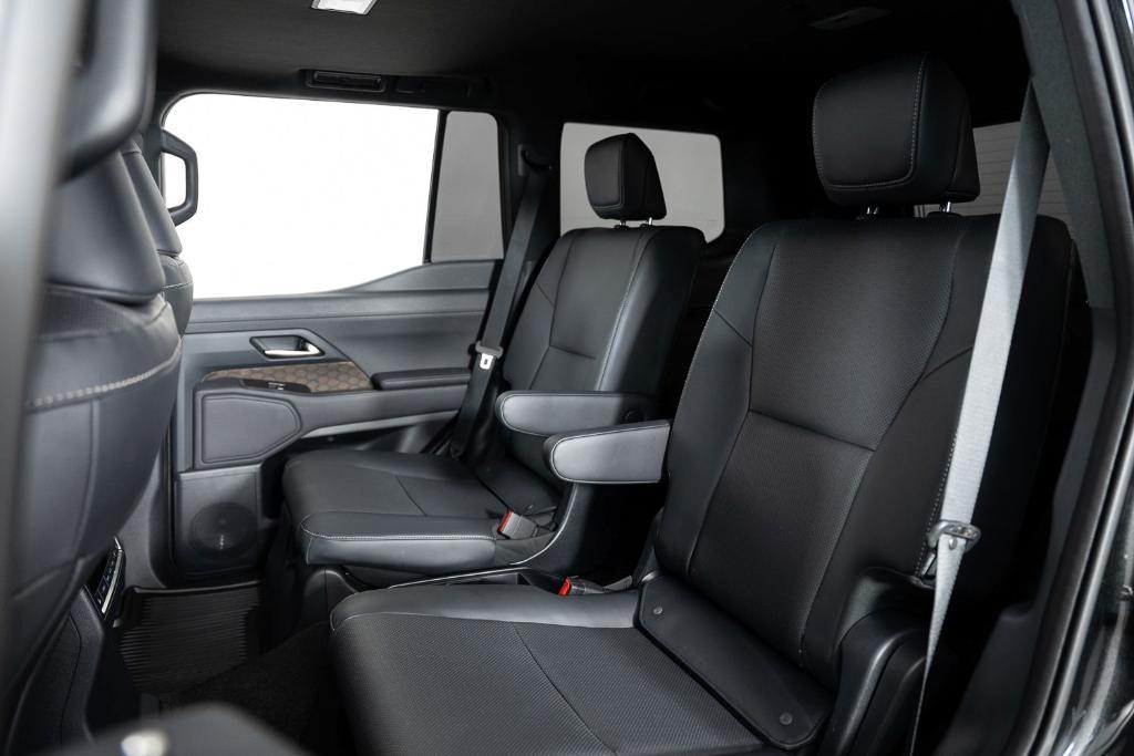 used 2025 Lexus GX 550 car, priced at $99,995