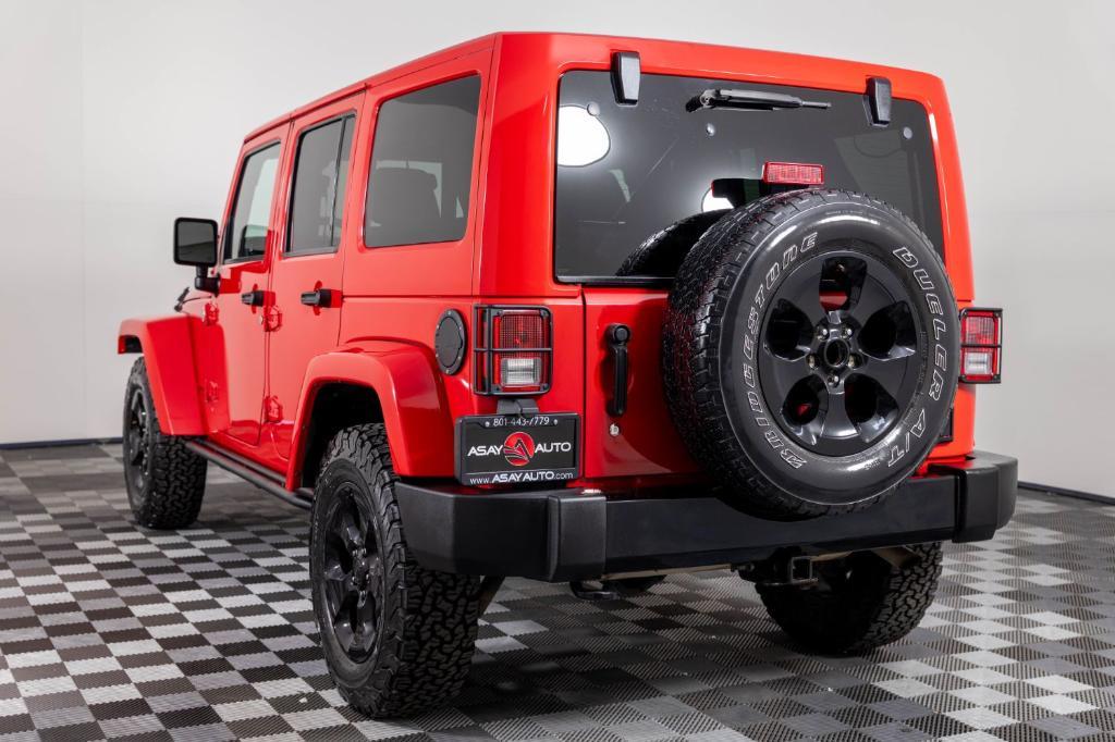 used 2015 Jeep Wrangler Unlimited car, priced at $18,995