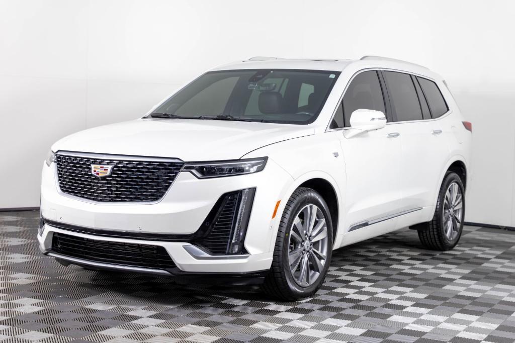 used 2022 Cadillac XT6 car, priced at $35,495