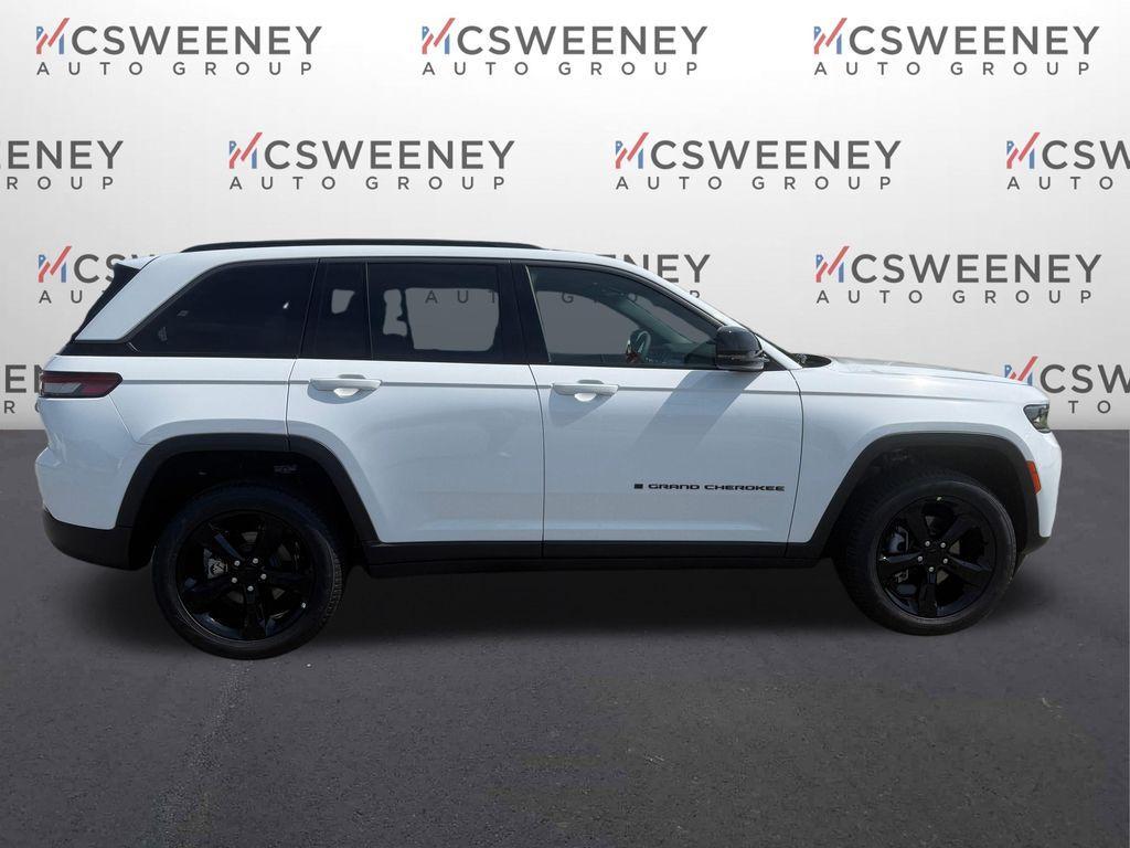 new 2026 Jeep Grand Cherokee car, priced at $37,960