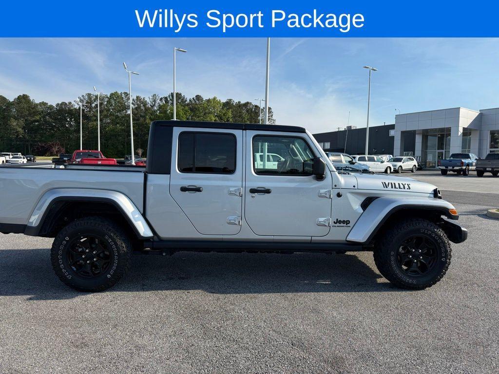 used 2022 Jeep Gladiator car, priced at $31,500