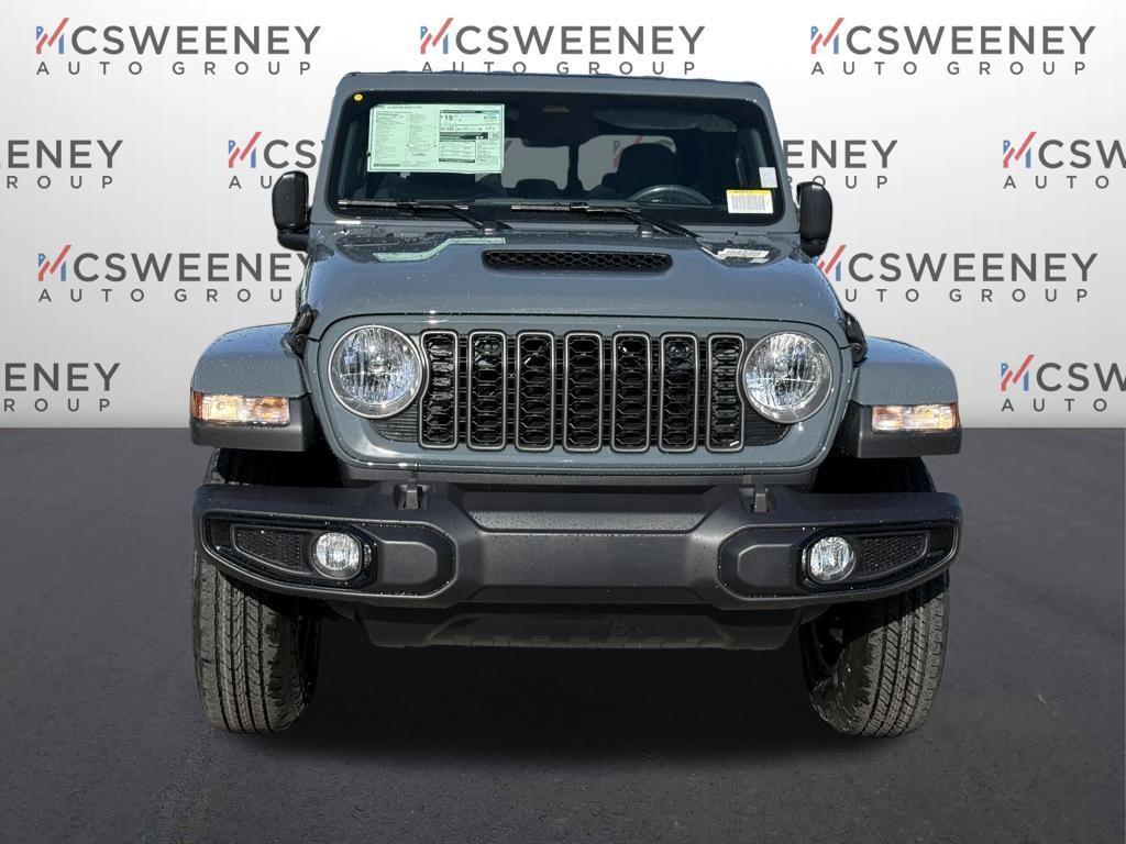 new 2026 Jeep Gladiator car, priced at $40,230