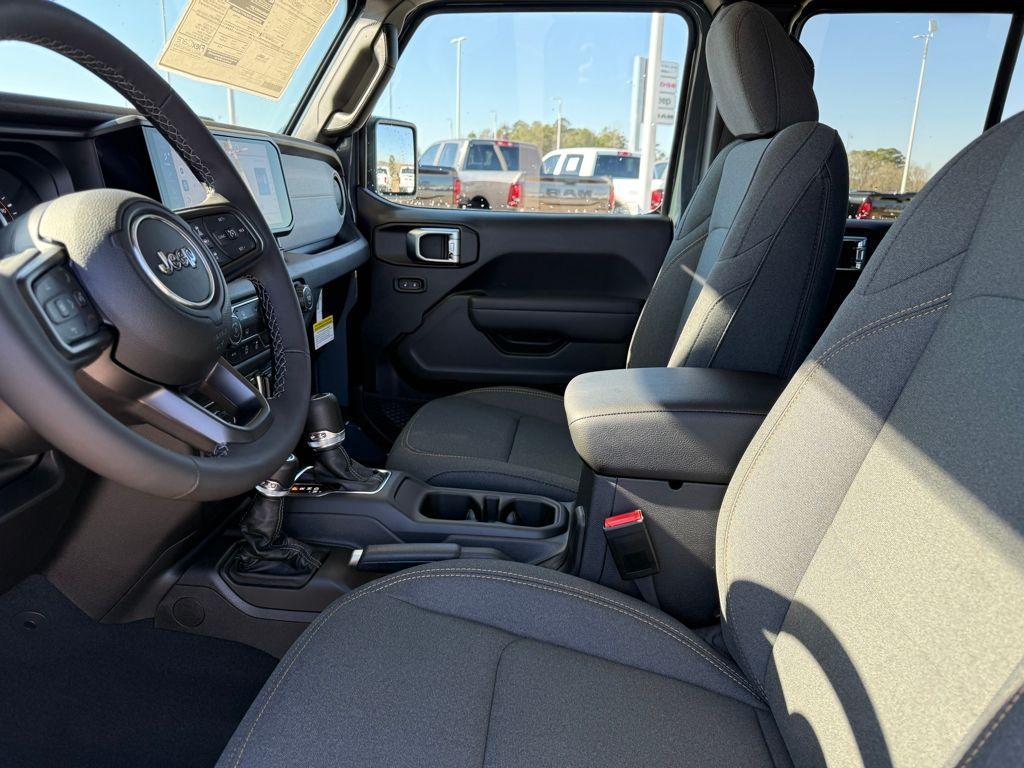 new 2026 Jeep Gladiator car, priced at $40,230