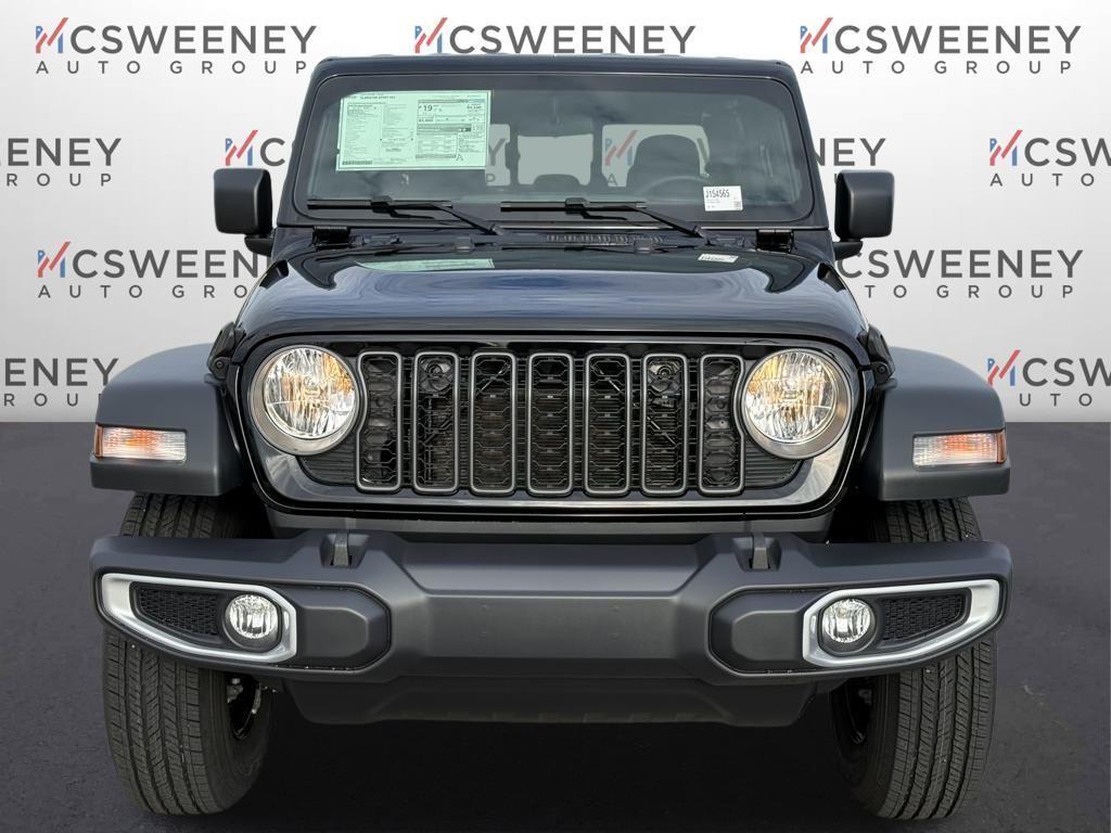 new 2026 Jeep Gladiator car, priced at $36,595