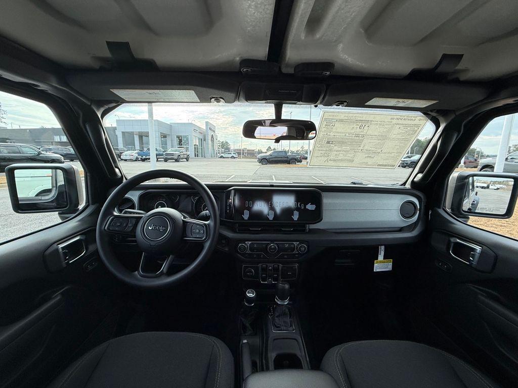 new 2026 Jeep Gladiator car, priced at $36,595