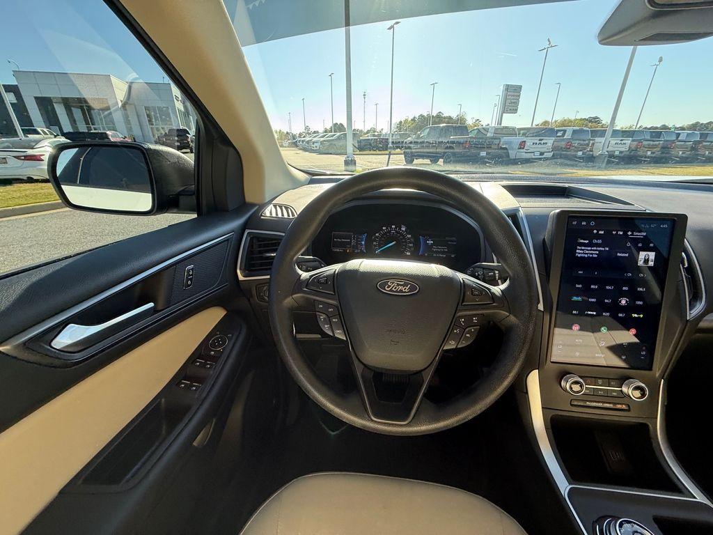used 2024 Ford Edge car, priced at $24,500