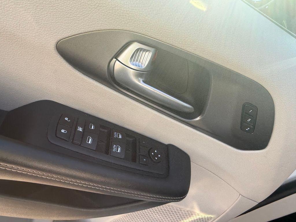 used 2024 Chrysler Pacifica car, priced at $23,500