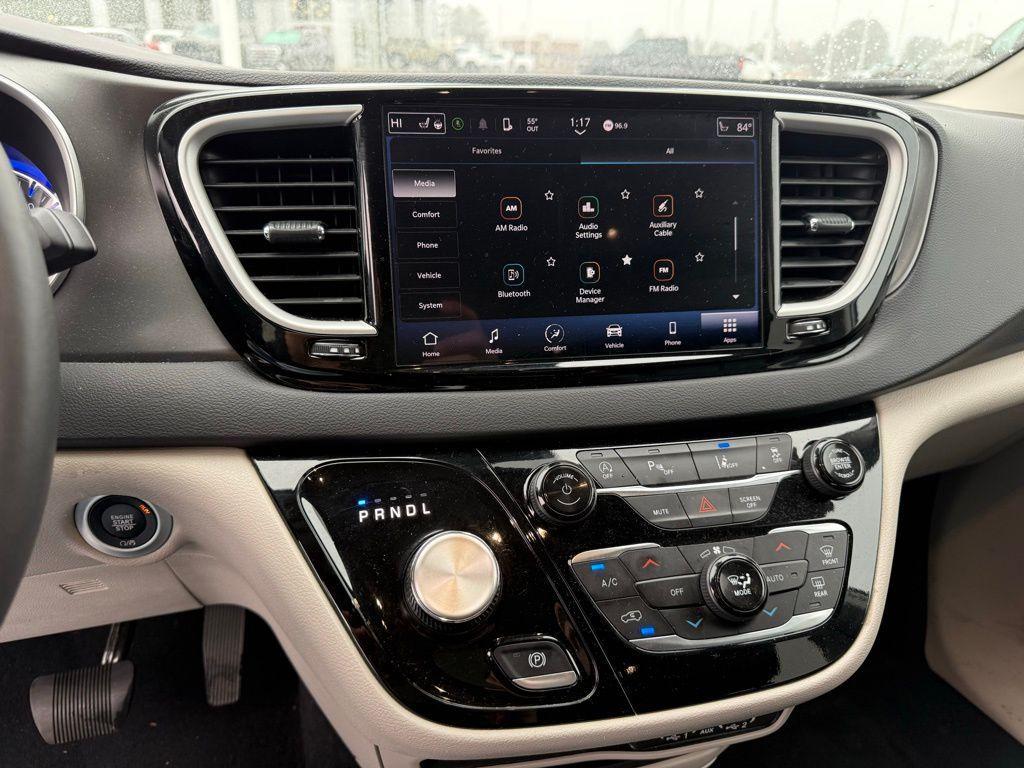 used 2024 Chrysler Pacifica car, priced at $24,900