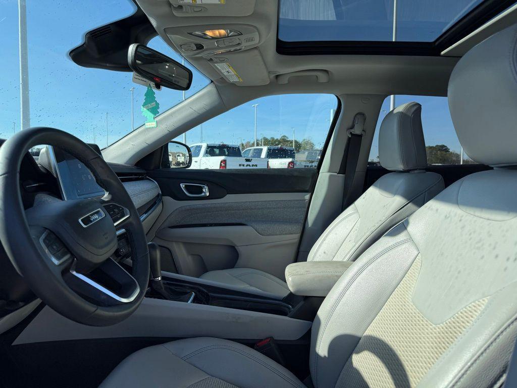 used 2022 Jeep Compass car, priced at $17,400