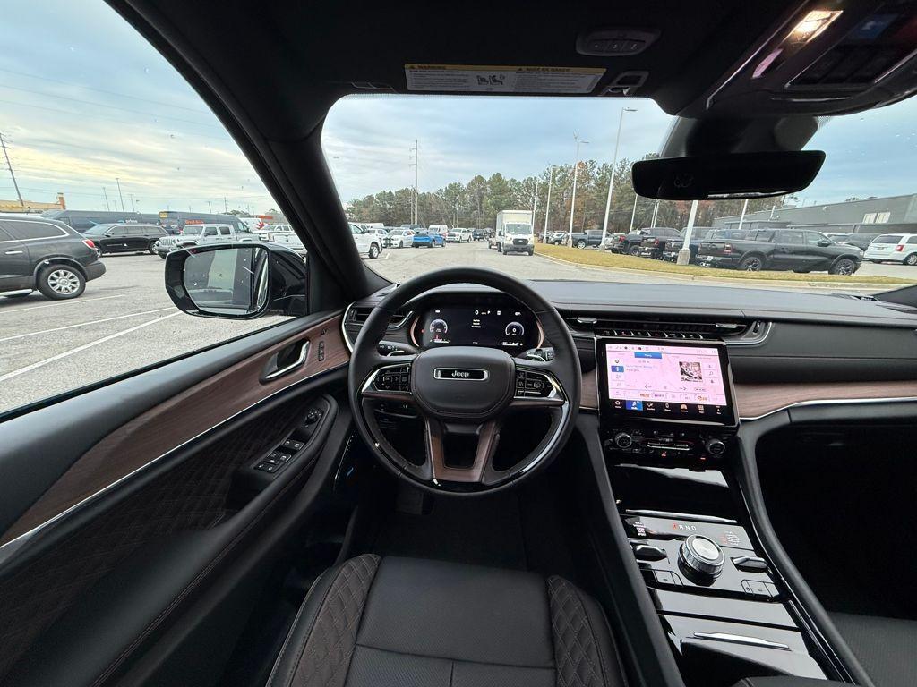 new 2025 Jeep Grand Cherokee L car, priced at $55,085