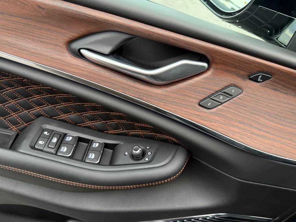 new 2025 Jeep Grand Cherokee L car, priced at $55,085