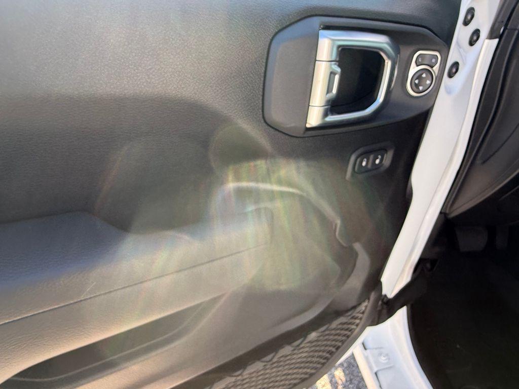 new 2026 Jeep Gladiator car, priced at $42,330