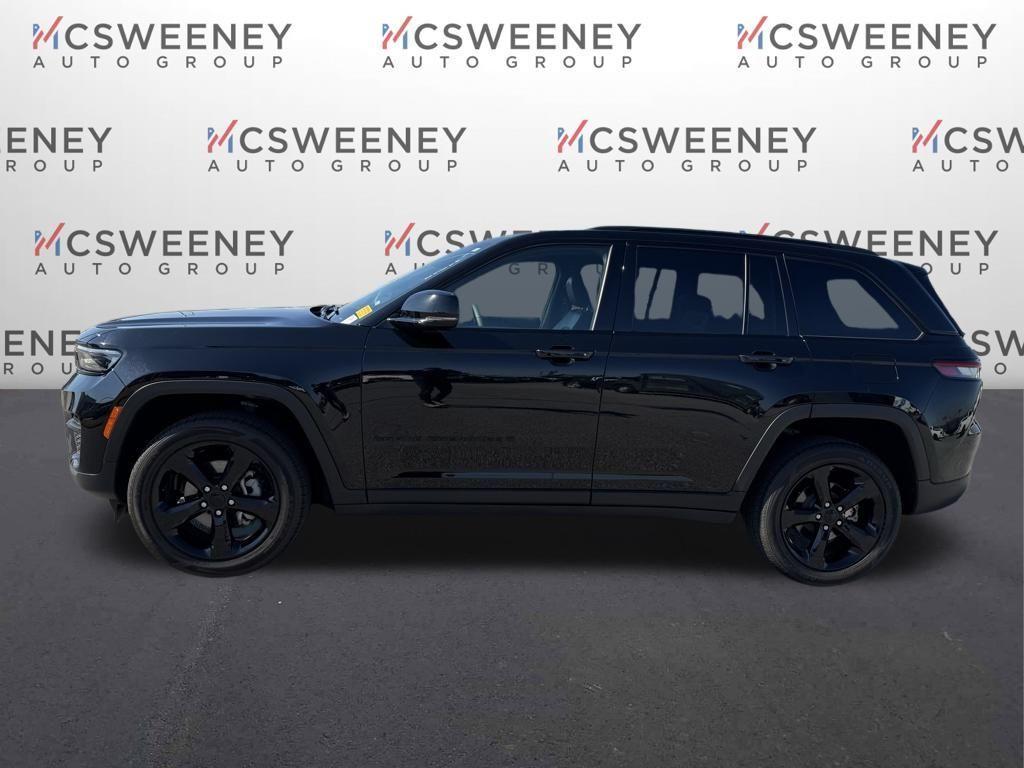 used 2024 Jeep Grand Cherokee car, priced at $28,000