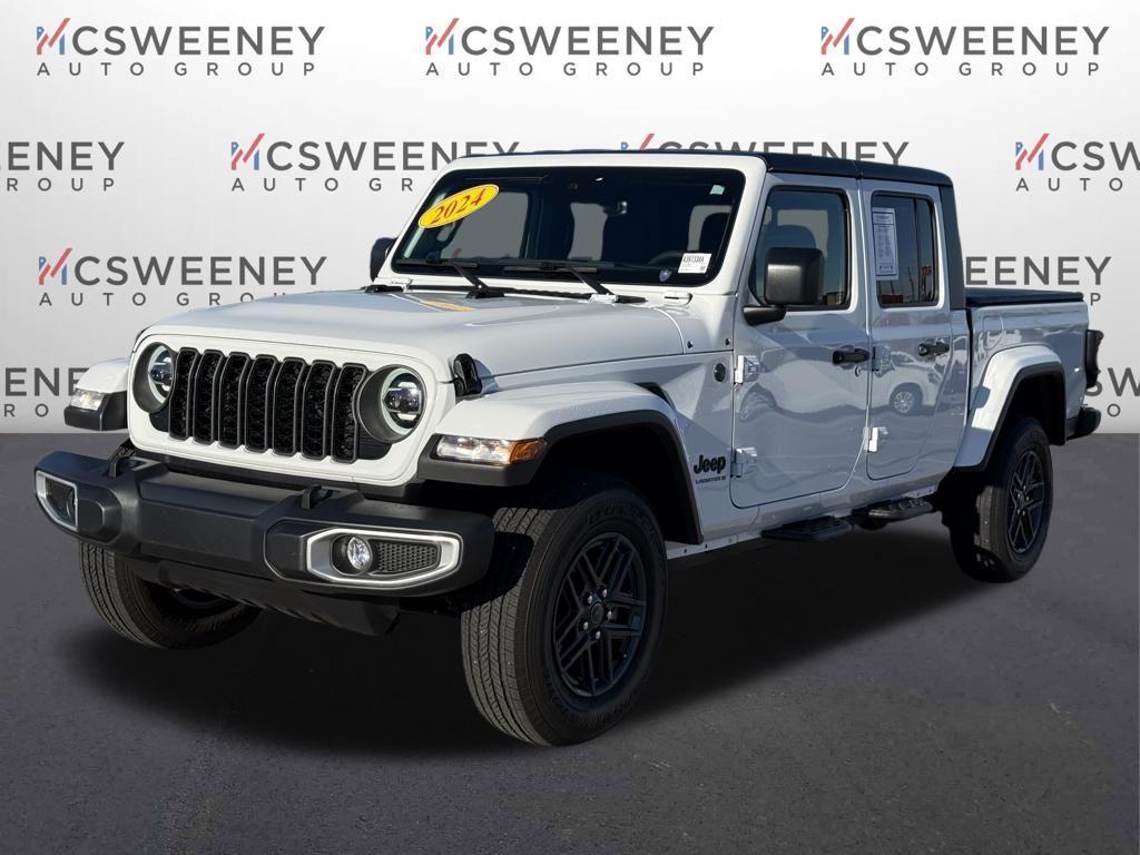 used 2024 Jeep Gladiator car, priced at $33,500