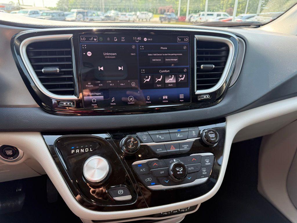 used 2023 Chrysler Pacifica car, priced at $24,200