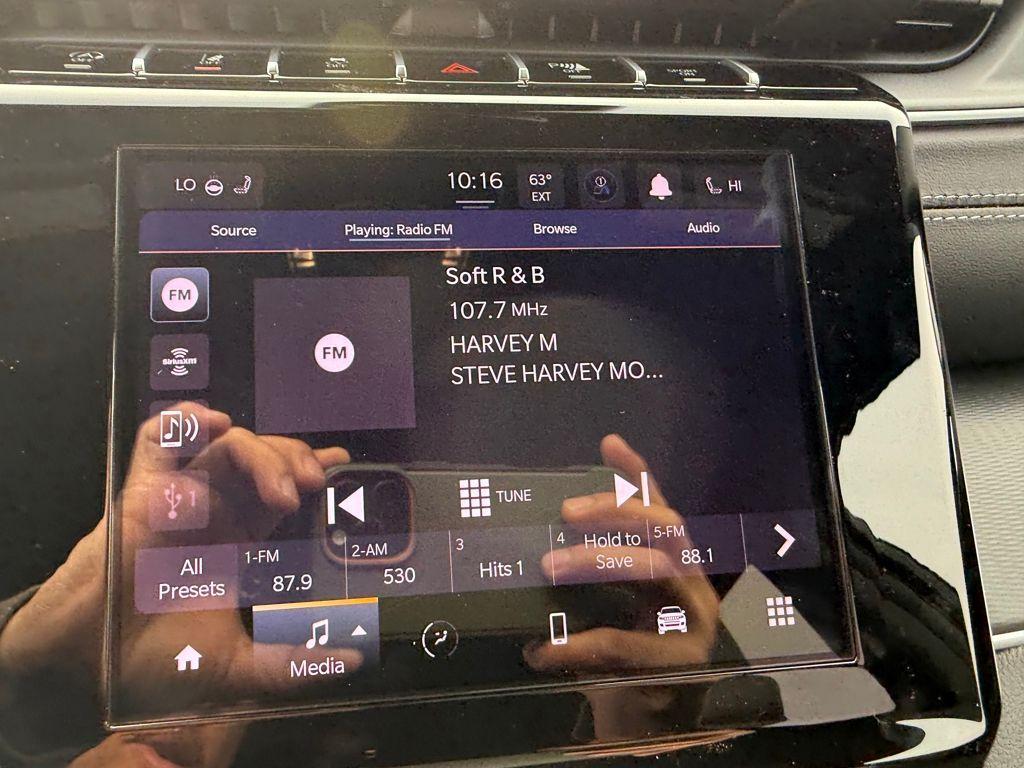 new 2025 Jeep Grand Cherokee car, priced at $31,980