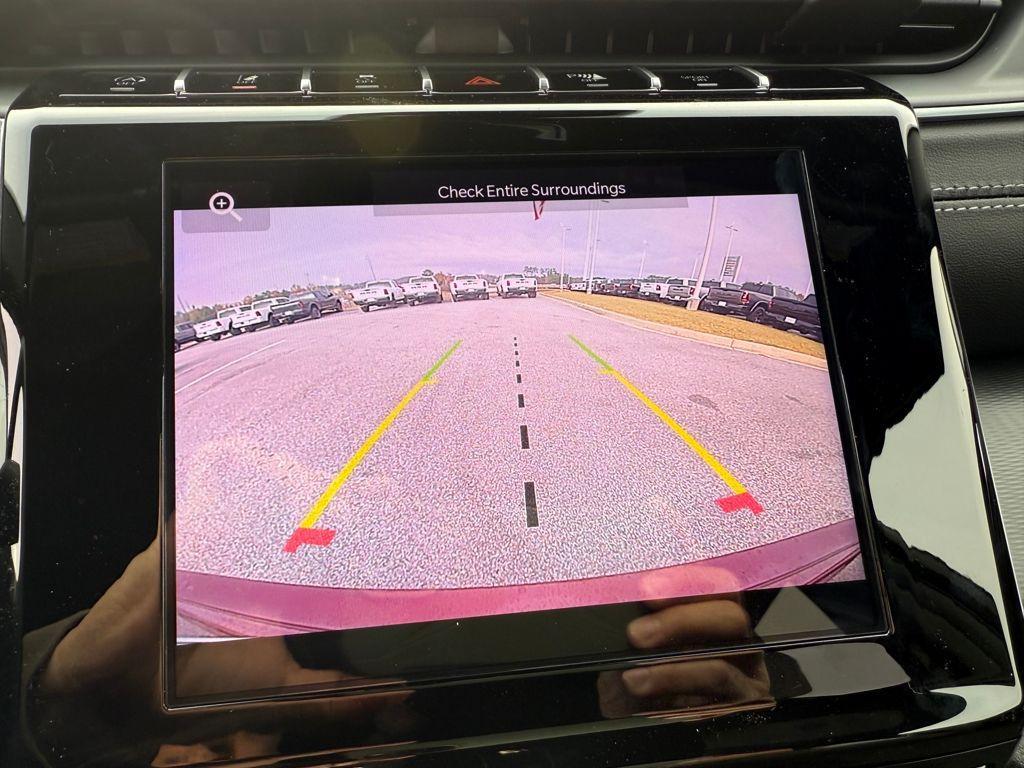 new 2025 Jeep Grand Cherokee car, priced at $31,980