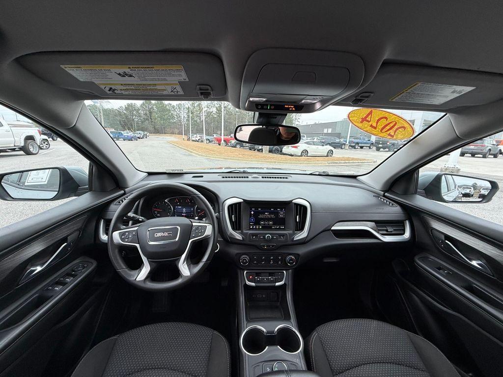 used 2024 GMC Terrain car, priced at $19,000
