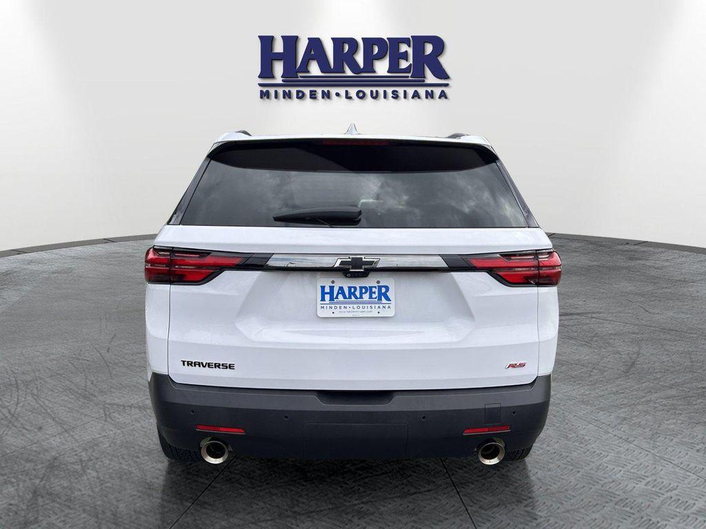used 2022 Chevrolet Traverse car, priced at $31,488