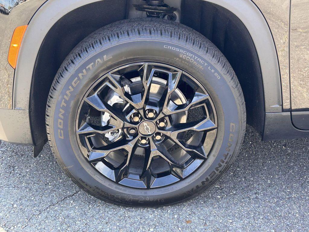 new 2026 Chevrolet Traverse car, priced at $48,740