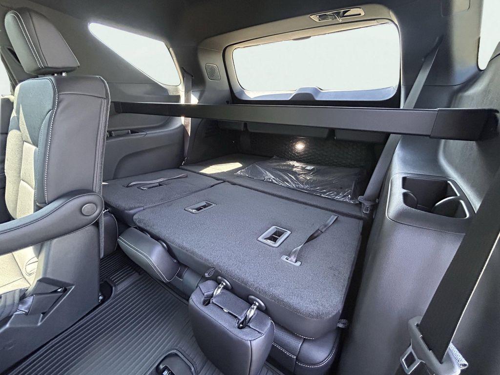 new 2026 Chevrolet Traverse car, priced at $48,740