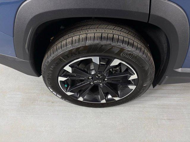 new 2026 Chevrolet Equinox car, priced at $32,990
