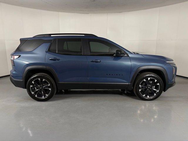 new 2026 Chevrolet Equinox car, priced at $32,990