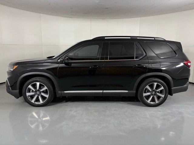 used 2025 Honda Pilot car, priced at $40,200