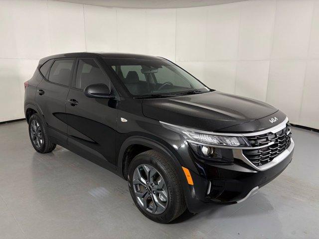 used 2025 Kia Seltos car, priced at $22,500