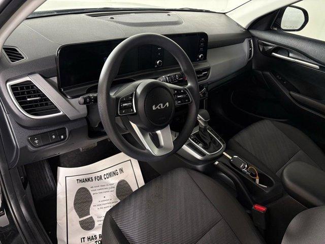 used 2025 Kia Seltos car, priced at $22,500
