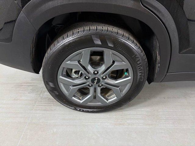 used 2025 Kia Seltos car, priced at $22,500