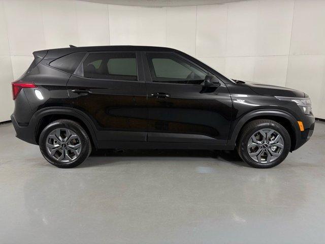 used 2025 Kia Seltos car, priced at $22,500